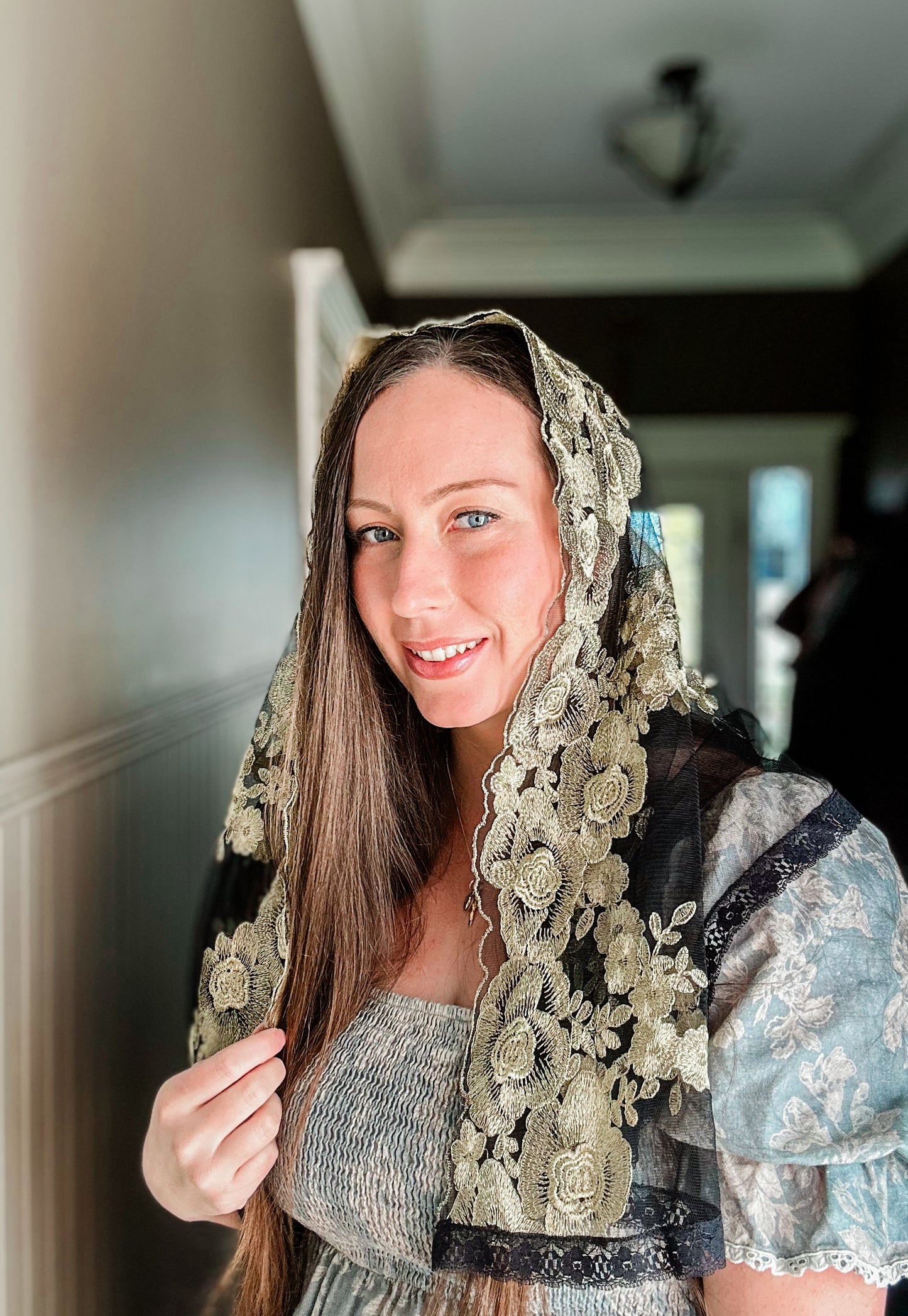 Black & Gold Lace Mantilla