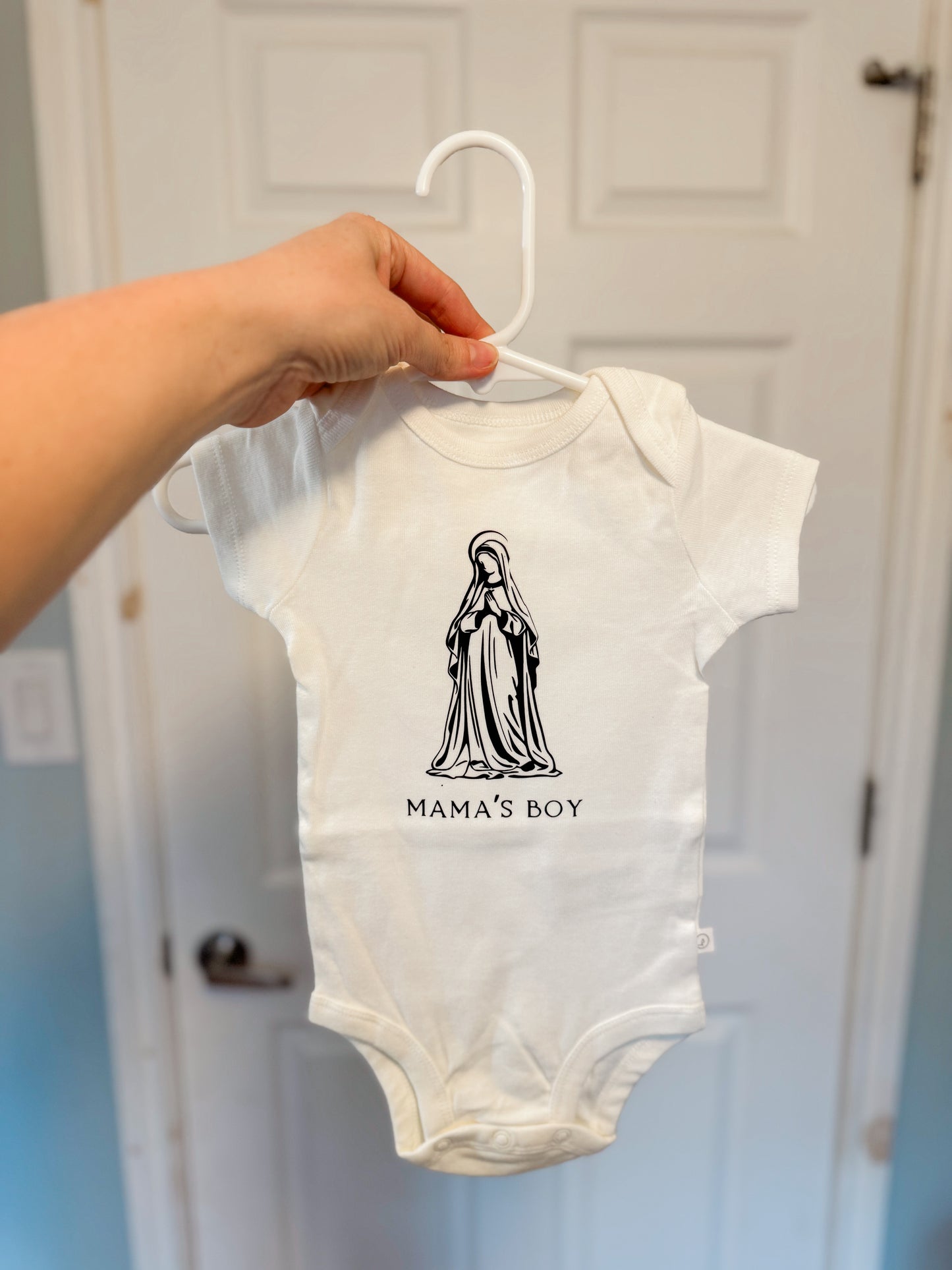 Mamas Boy T-shirt bodysuit - 100% organic cotton