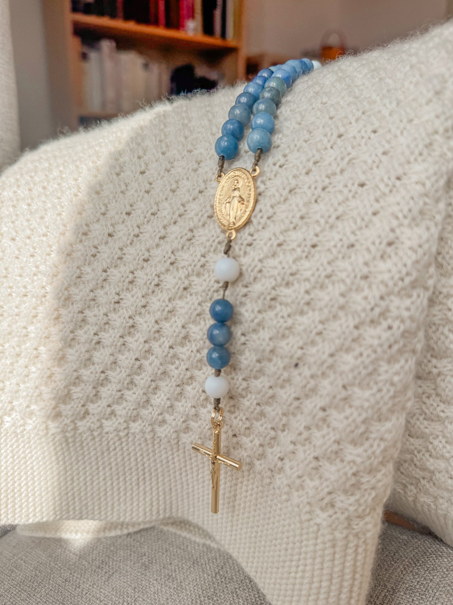 Mary’s Mantle Rosary