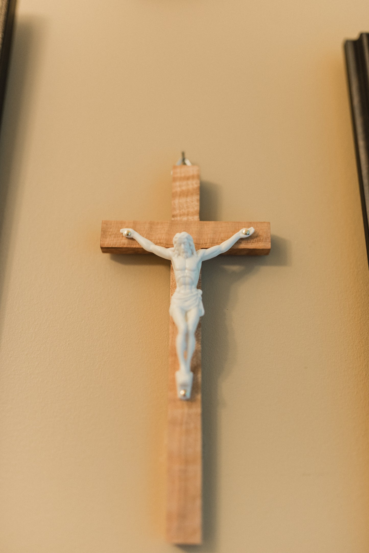 Small Wooden Crucifix - Curly Maple