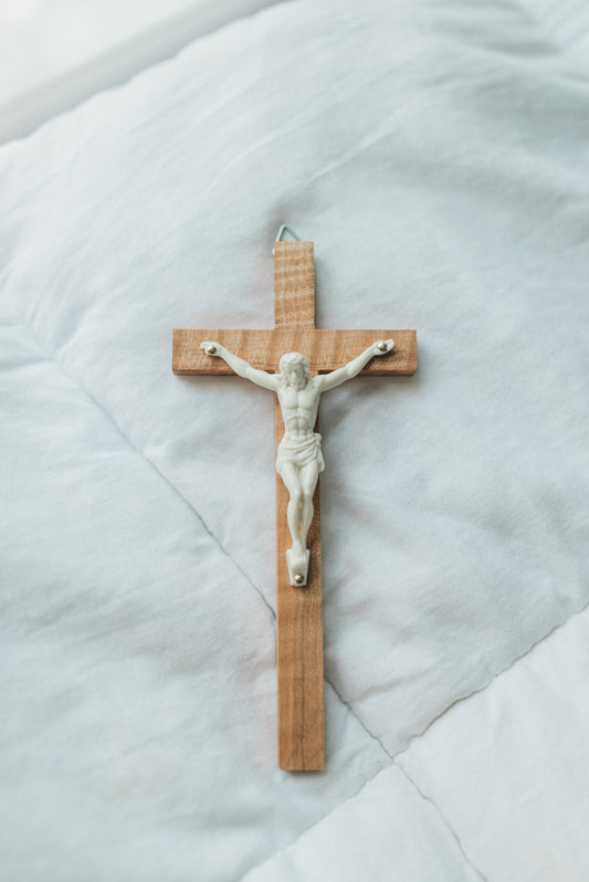 Small Wooden Crucifix - Curly Maple