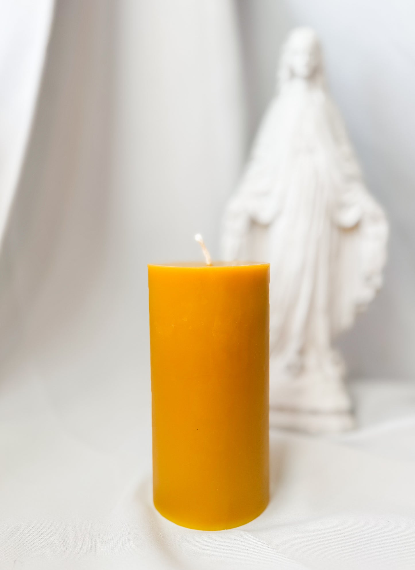 Beeswax Pillar Candle (600 grams)
