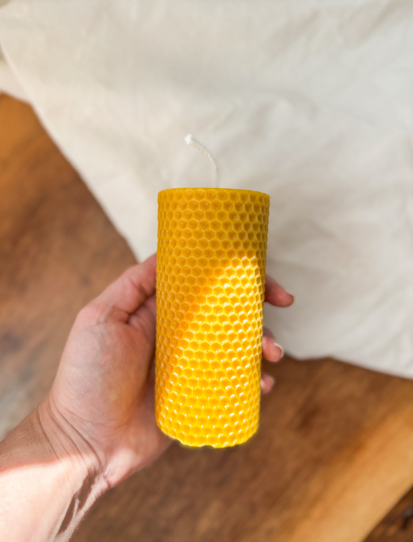 Beeswax Honeycomb Pillar Candle (290 grams)