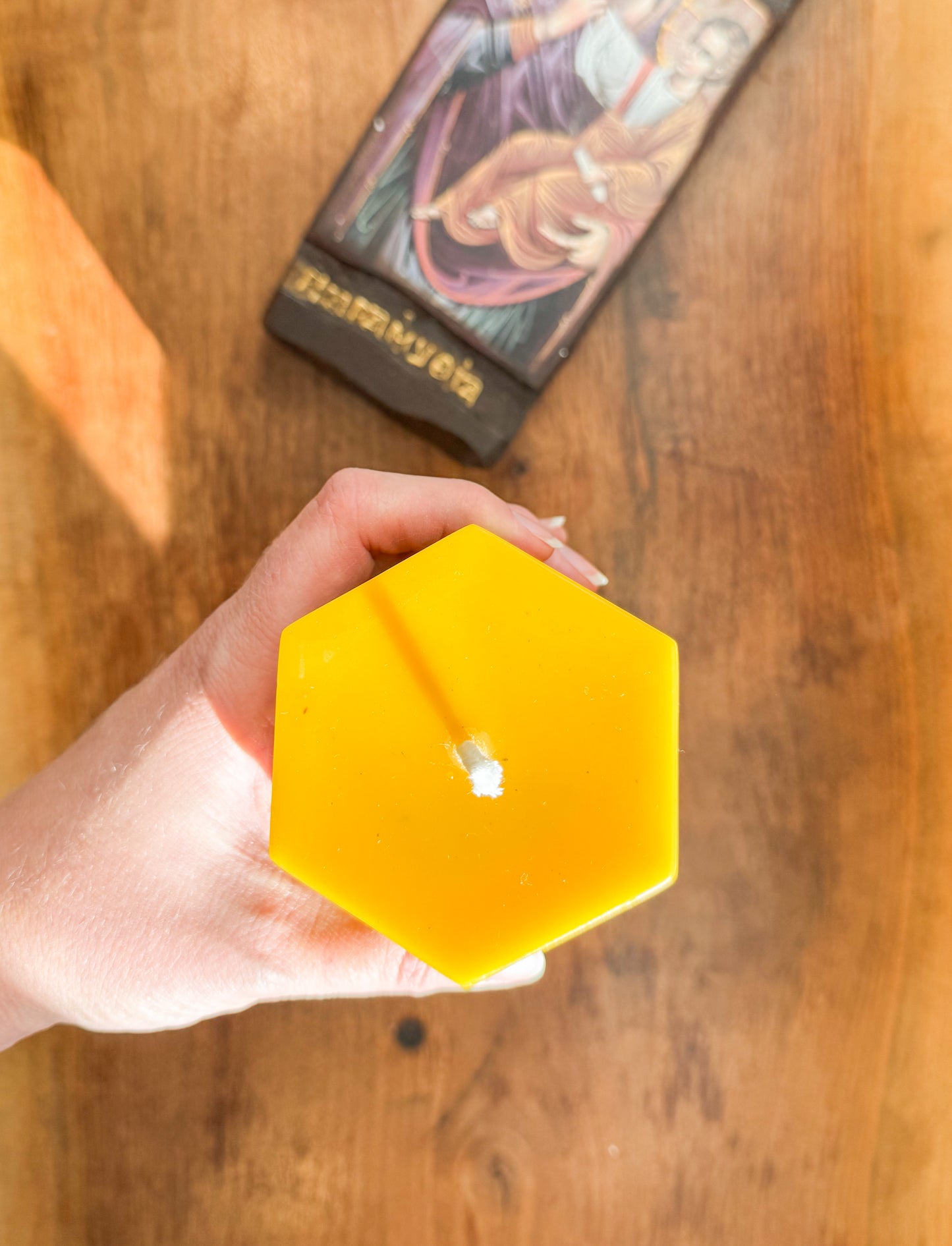 Beeswax Hexagon Pillar Candle (560 grams)
